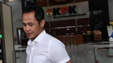 KPK BEBERKAN ALASAN BELUM TAHAN ADVOKAT DONNY TRI ISTIQOMAH, Meski Hasto Suda Diadili