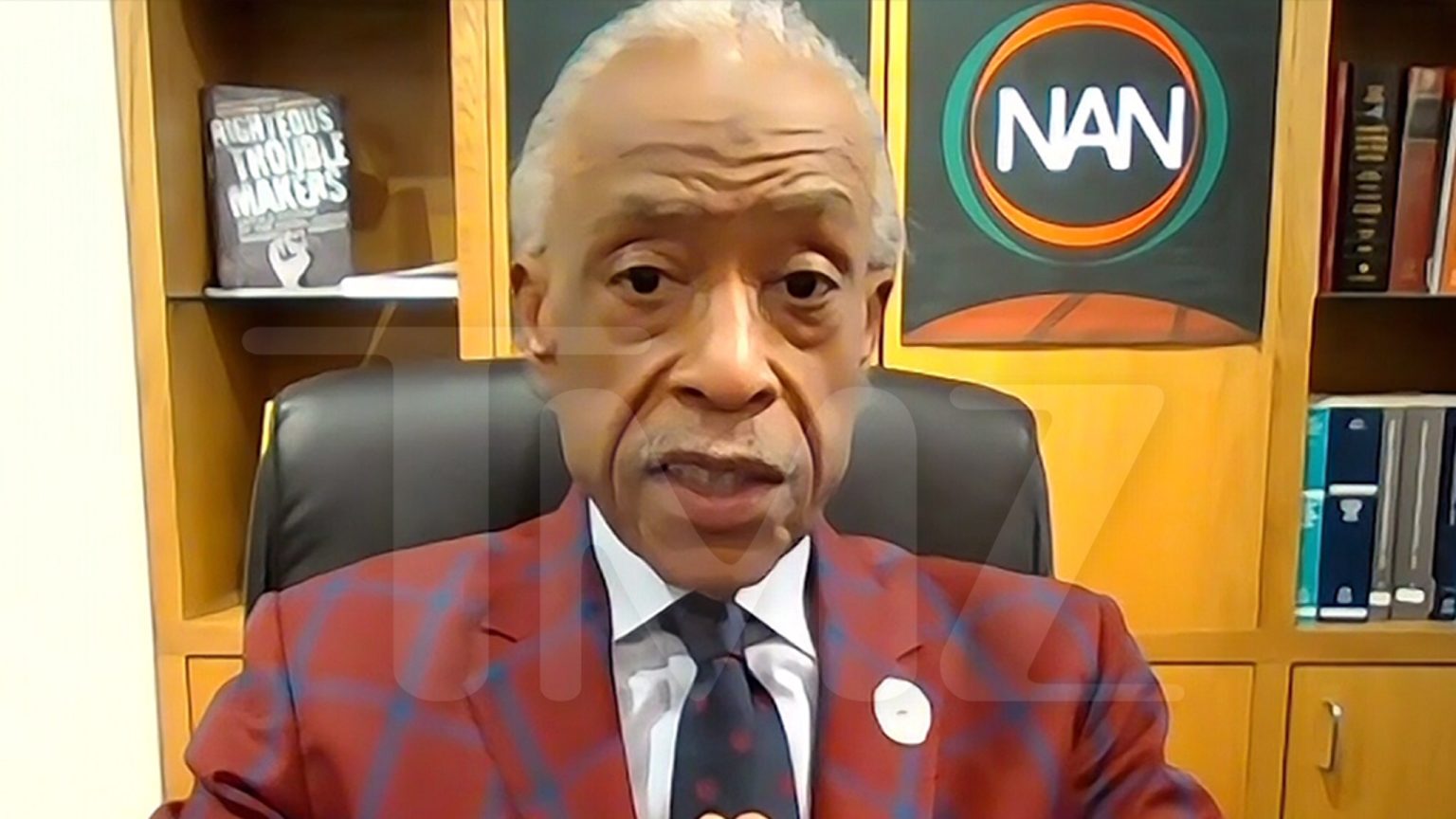 Al Sharpton Mengorganisir ‘Pembelian’ untuk mendukung perusahaan yang berkomitmen untuk DEI