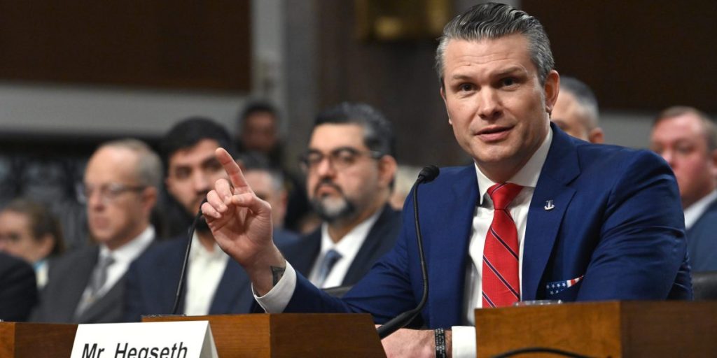 Donald Trump menargetkan dei di militer sebagai Peter Hegseth mengirimkan catatan peringatan kepada pekerja yang tahan