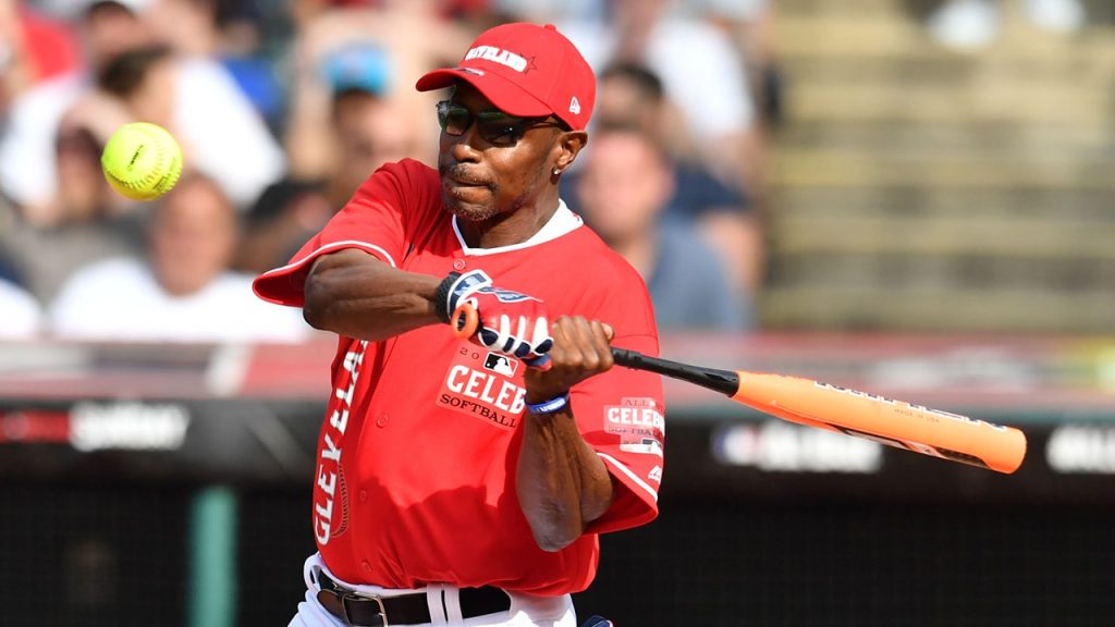 Mantan All-Star MLB Kenny Lofton memuji pendekatan baru Sluggball terhadap olahraga ini: ‘Top Golf of baseball’