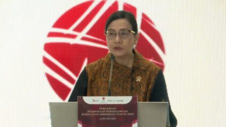 IHSG Ambruk, Sri Mulyani Minta Perausahaan Bumn Tenangkan Investor Pasar Saham