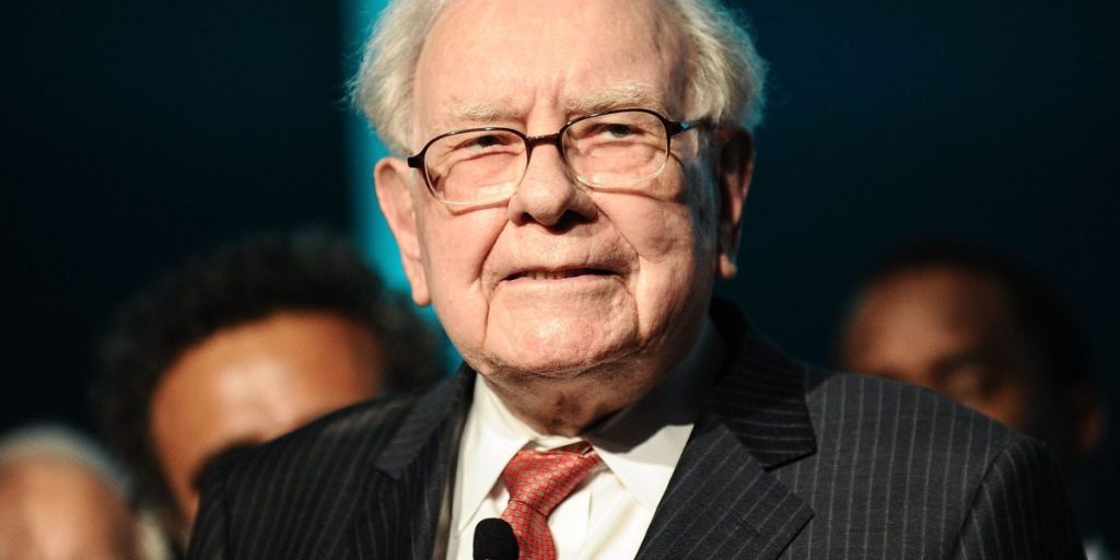 Warren Buffett memperingatkan perilaku investor yang ‘seperti kasino’. Inilah biaya tersembunyi dari investasi ‘gratis’