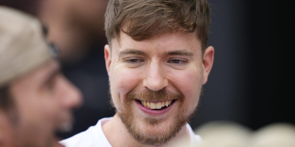 Bintang YouTube Mrbeast mengumpulkan uang pada penilaian $ 5 miliar