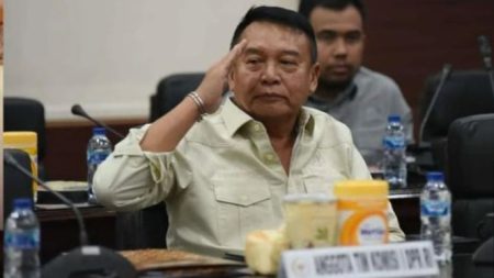 USIA Pensiun Perwira Tinggi Bintang 4 Maksimal 65 Tahun