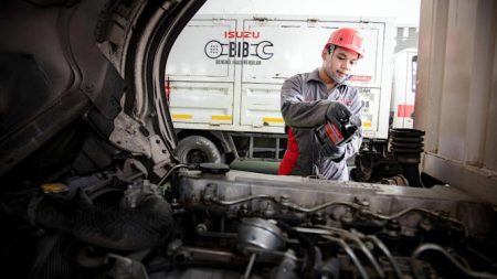 5 Hal Yang Bisa Bikin Kendaraan Komsial Lebih Aman Di Jalan