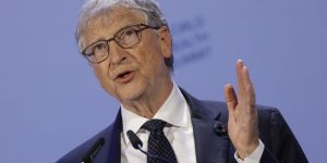 Bill Gates mengatakan Satya Nadella ‘hampir’ dilewatkan untuk peran CEO Microsoft