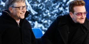 Bill Gates sekarang mengendarai Fiat500 listrik dengan kecepatan tertinggi 100mph – hadiah ulang tahun dari Bono