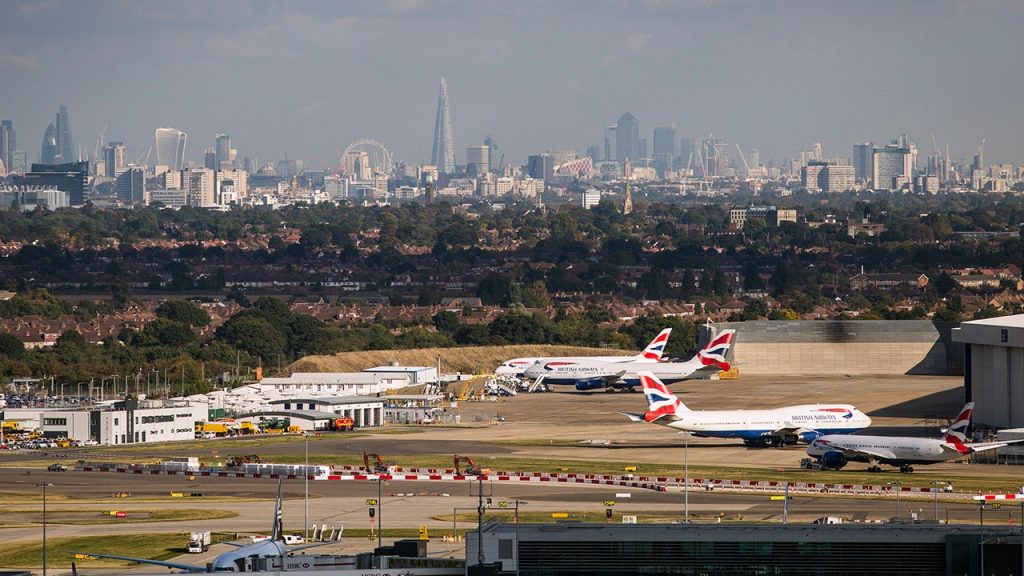 Delta, American, United edisi perjalanan perjalanan karena shutdown bandara heathrow