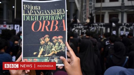 Demo Mahasiswa Di Kupang, Surabaya, Dan Malang-Kota-Kota Bergolak MenoloK UU TNI