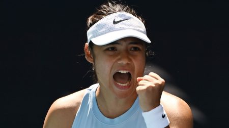 Emma Raducanu: Mantan pelatih Vladimir Platenik mengatakan ‘stres’ dan ‘tekanan’ berada di belakang split setelah hanya dua minggu | Berita tenis