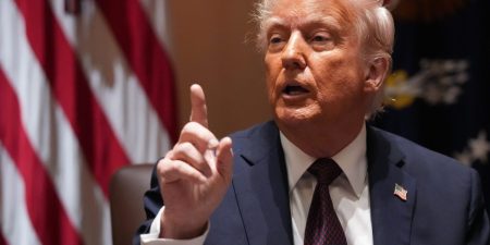 Grup media Trump bermitra dengan crypto.com untuk meluncurkan ETF ‘Made in America’