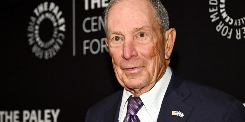 Michael Bloomberg adalah donor terbesar Amerika dengan hadiah $ 3,7 miliar: ‘Saya tidak pernah mengerti orang yang menunggu sampai mereka mati untuk memberikan kekayaan mereka’