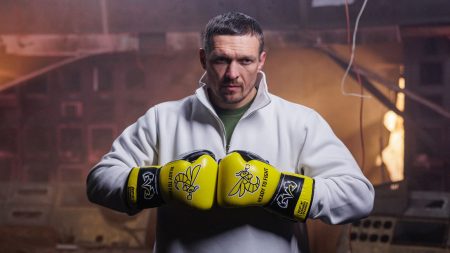 Oleksandr Usyk percaya pertahanan gelar dunia di Ukraina tetap di luar jangkauan | Berita tinju