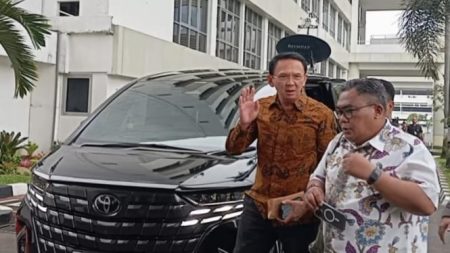 PENUHI PANGGILAN PEMERIKSAAN Kejagung, Ahok Klaim Sangan Senang