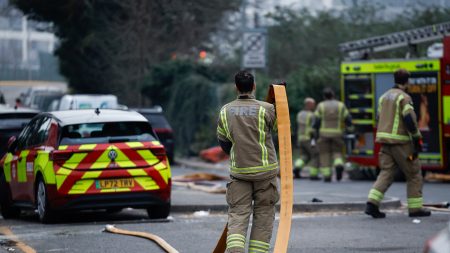 Probe ke shutdown Bandara Heathrow dipesan setelah kebakaran