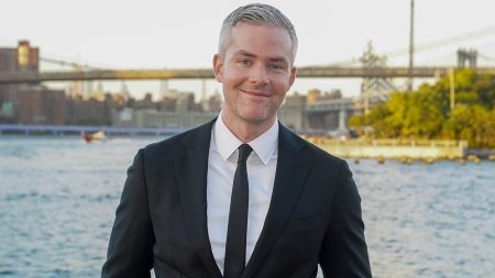 Ryan Serhant memiliki Manhattan membuka kantor real estat di Atlanta, Georgia