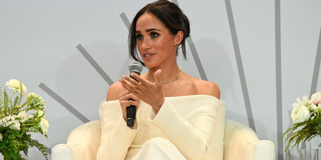 Seperti Meghan Markle, 80% wanita mengambil nama suami mereka setelah menikah. Tapi para ahli memperingatkan itu pertaruhan besar