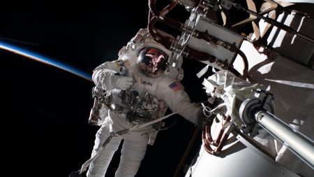 Stasiun luar angkasa terlalu bersih, dan membuat para astronot sakit