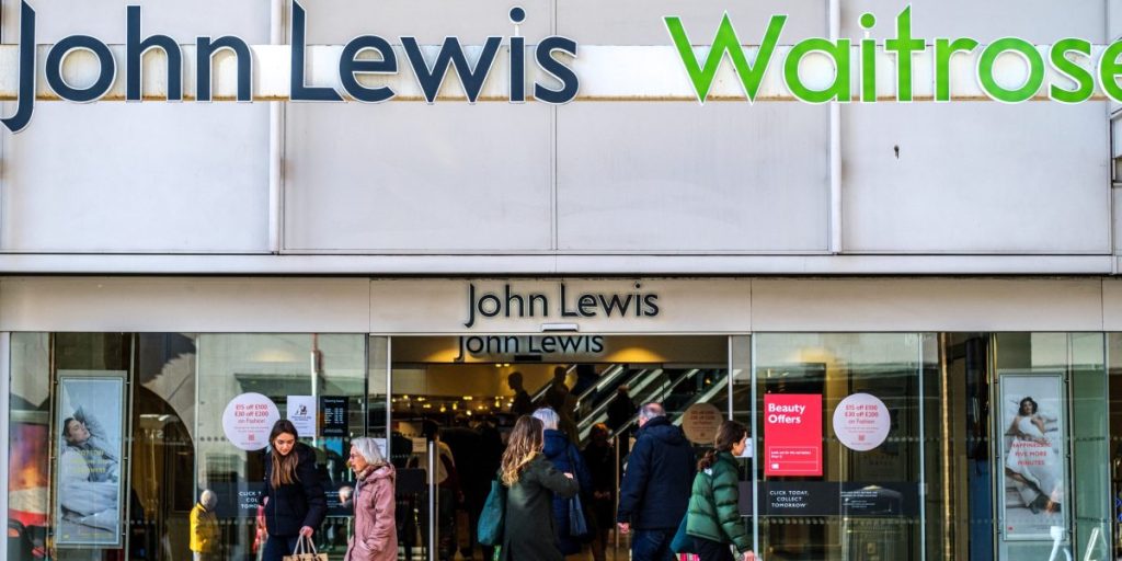 Tanda -tanda pemulihan untuk John Lewis setelah reset strategis, tetapi ‘yang terbaik belum datang’