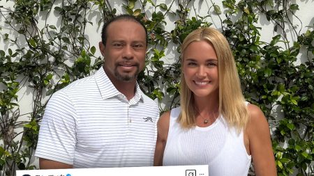 Tiger Woods mengkonfirmasi romansa Vanessa Trump, memposting foto PDA