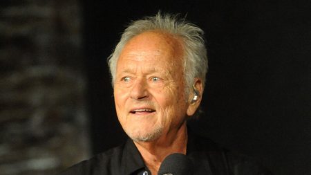 Vokalis Youngbloods Jesse Colin Young Dead at 83